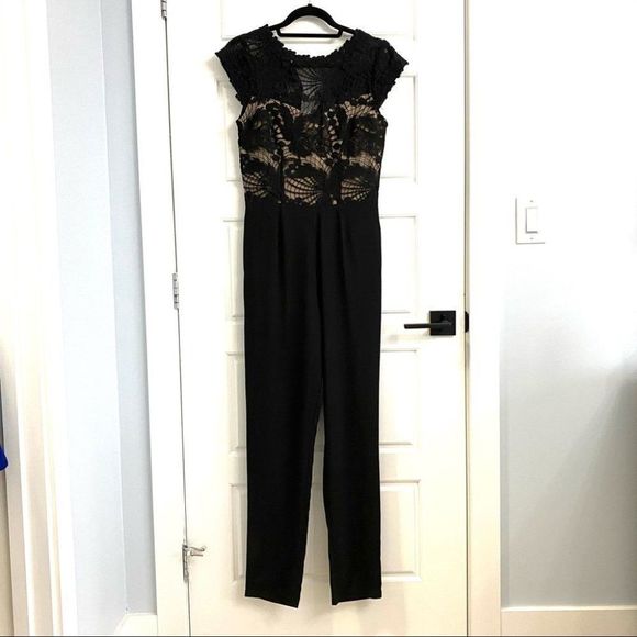 SOIEBLU Lace detail jumpsuit in black small EUC - Picture 2 of 5